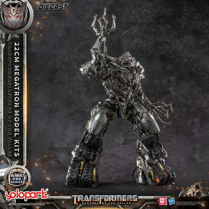 Transformers: Revenge of the Fallen – Megatron 22 cm Sběratelský Model Kit (AMK PRO Series)
