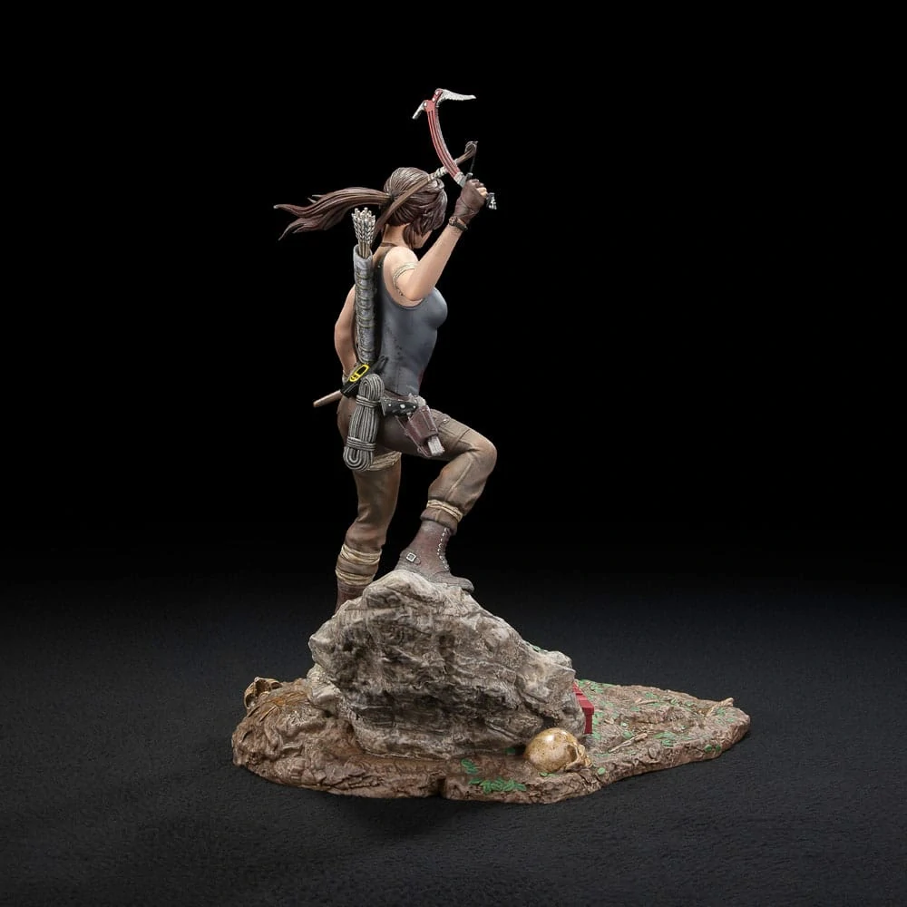 Diorama Tomb Raider Lara Croft 33 cm