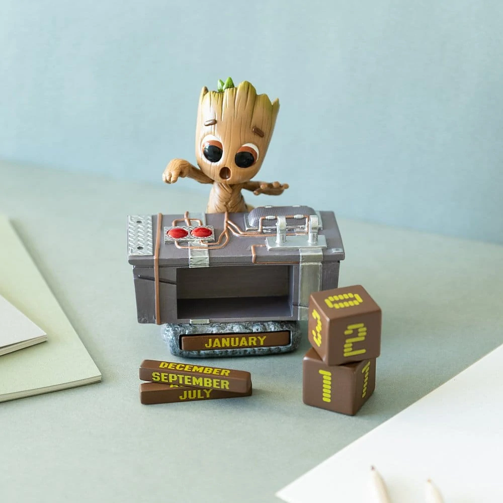 Marvel Groot 3D věčný kalendář 12 cm
