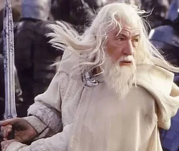 The Lord of the Rings – Gandalf the White 23 cm