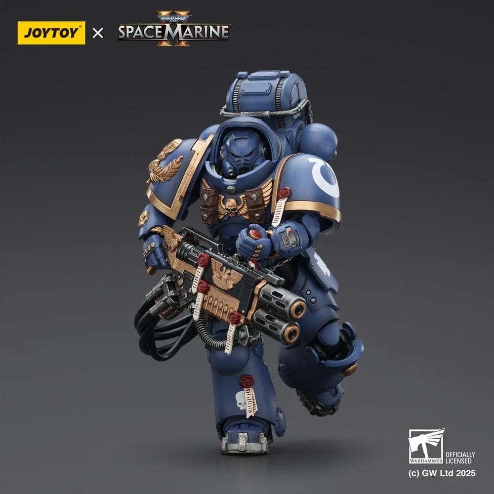 Ultramarines Heavy Artificer Armor figurka 13 cm