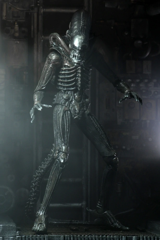 Alien Big Chap Ultimate 40th Anniversary figurka 23 cm