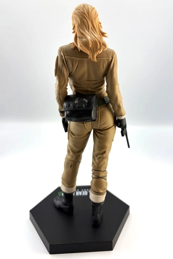 Metal Gear Solid Delta: Snake Eater – Eva 20 cm