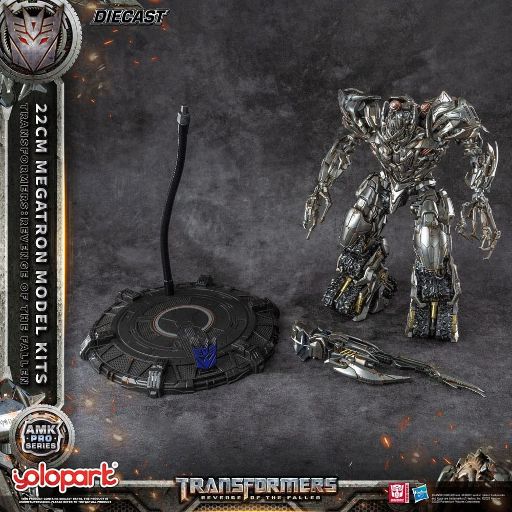 Transformers: Revenge of the Fallen – Megatron 22 cm Sběratelský Model Kit (AMK PRO Series)