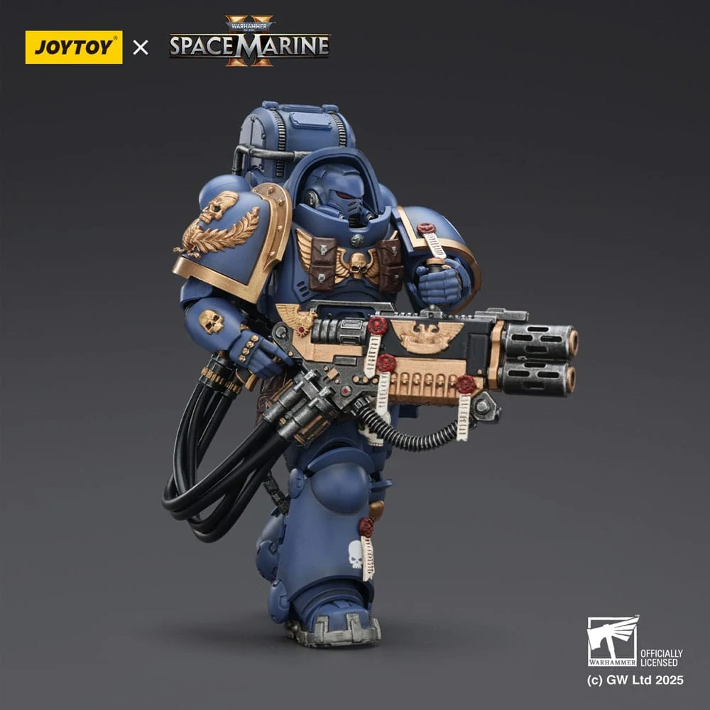 Ultramarines Heavy Artificer Armor figurka 13 cm